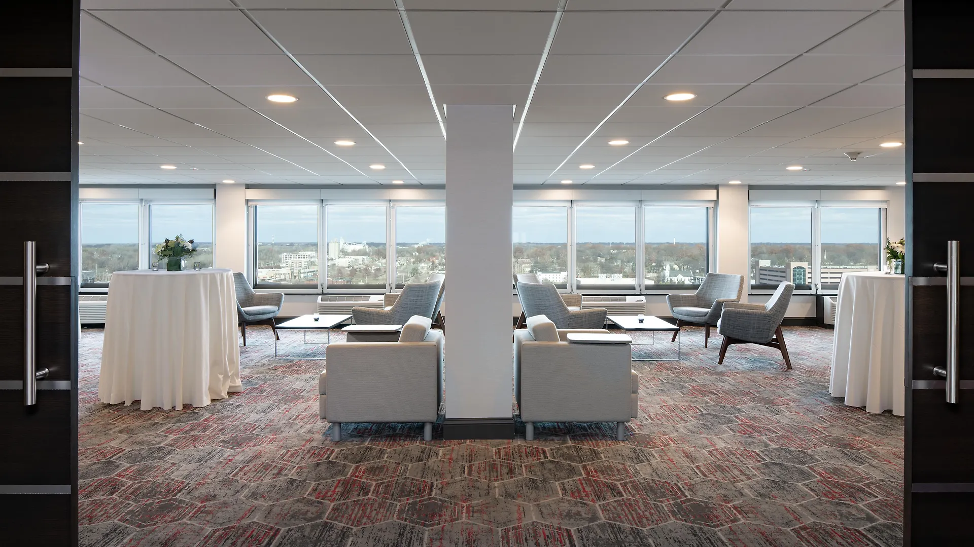 Crowne Plaza Memphis Downtown By Ihg Hotel