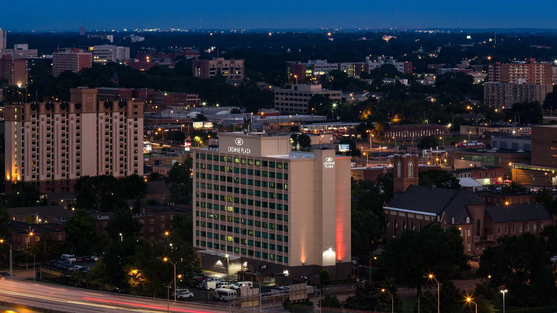 Crowne Plaza Memphis Downtown By Ihg Hotel
