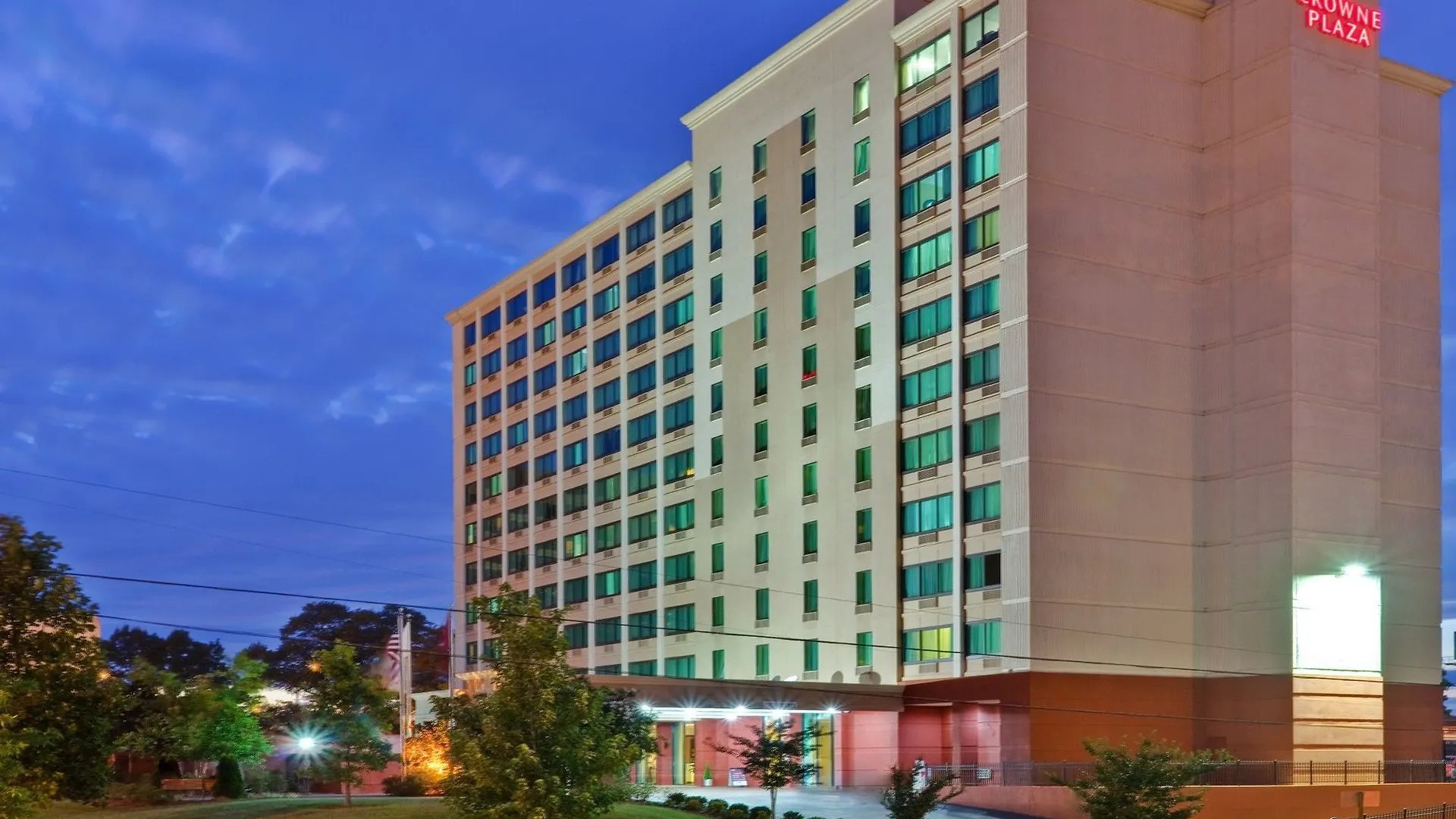 Crowne Plaza Memphis Downtown By Ihg Hotel