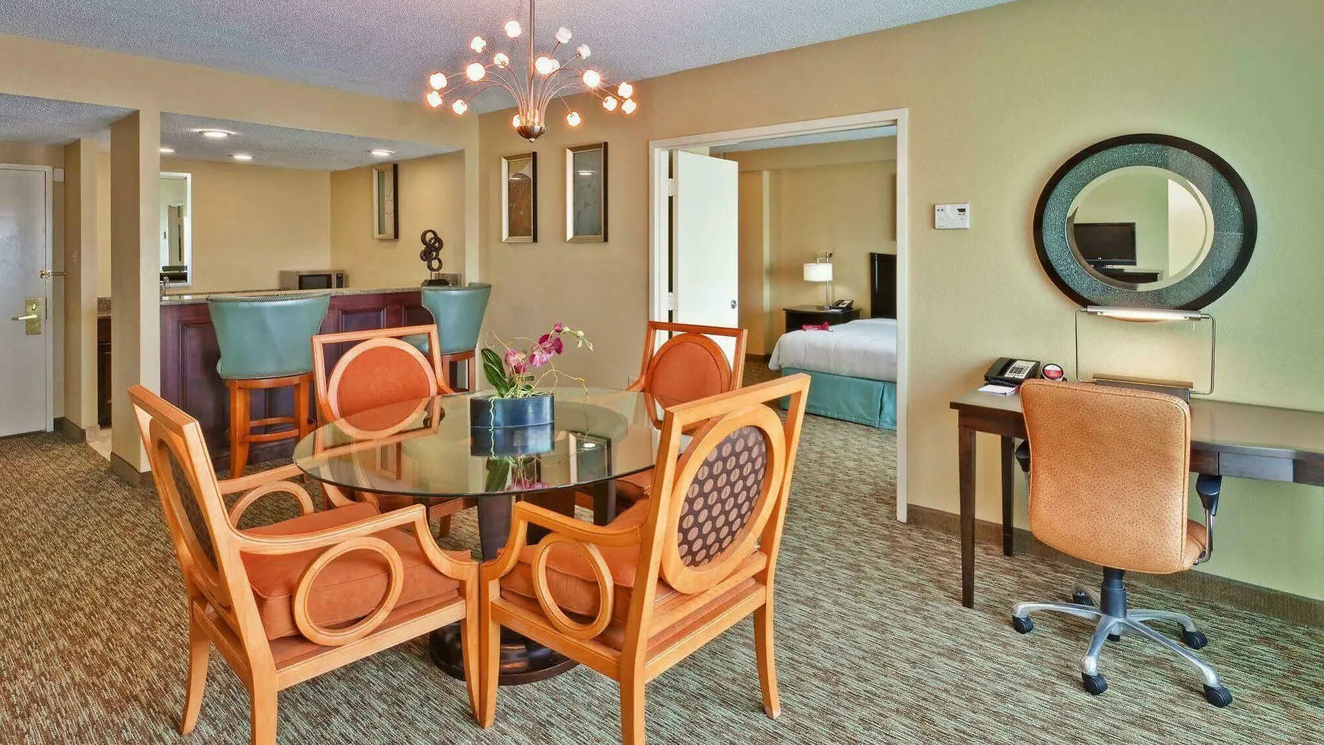 Crowne Plaza Memphis Downtown By Ihg Hotel